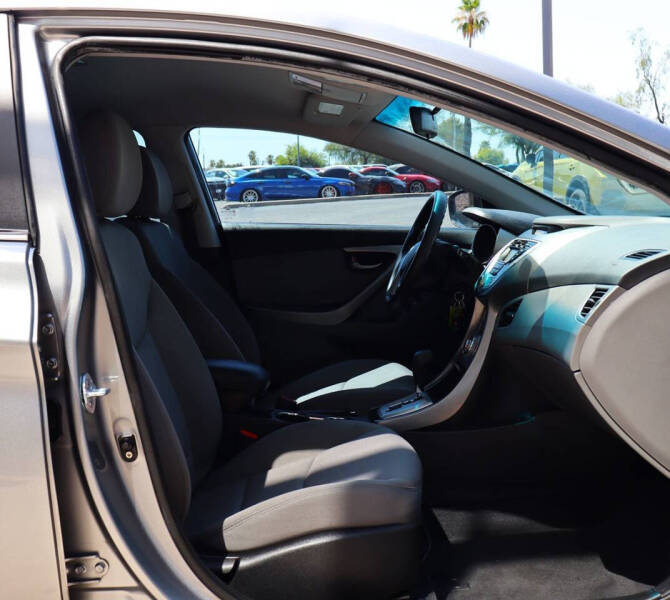 2012 Hyundai Elantra