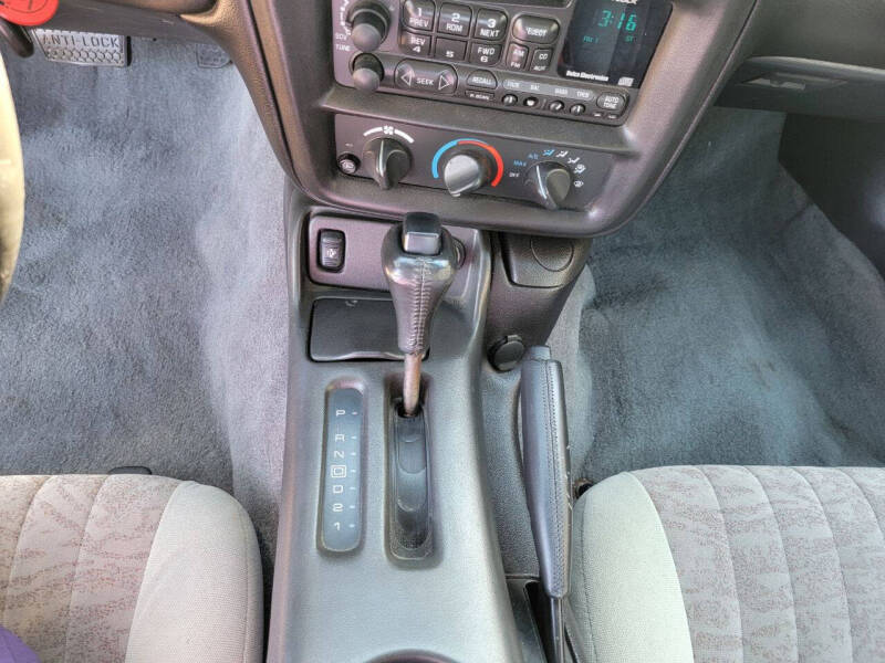 2002 Chevrolet Camaro