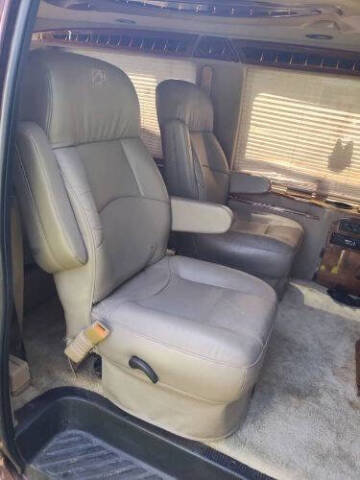 2000 Ford E-150