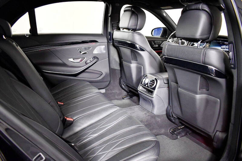 2017 Mercedes-Benz S-Class AMG S 63