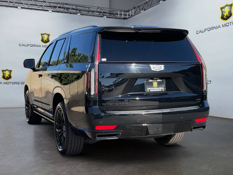 2022 Cadillac Escalade Sport Platinum
