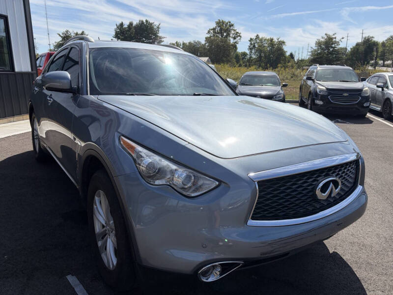 2017 Infiniti QX70