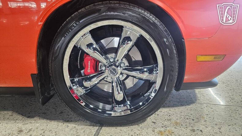 2009 Dodge Challenger SRT8