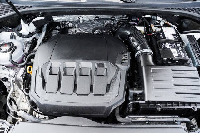 2024 Audi Q3 quattro S line Prem Plus 45 TFSI