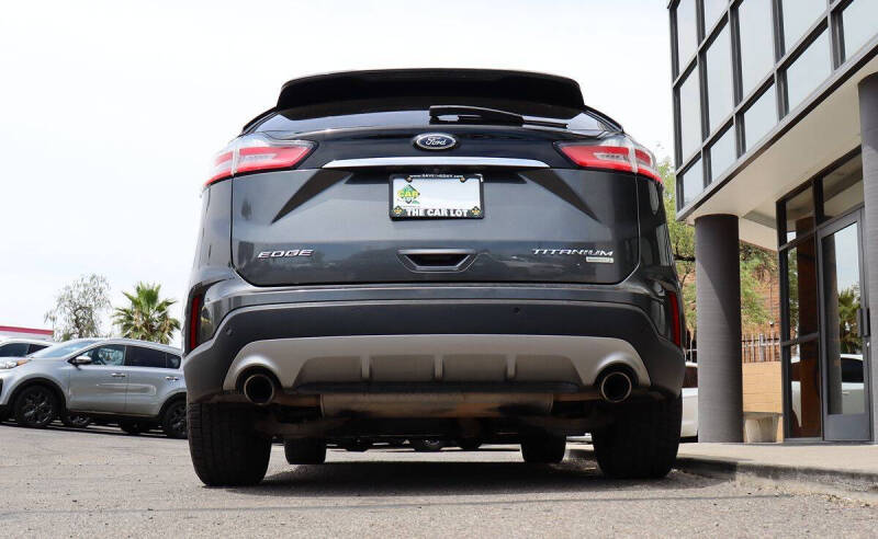 2020 Ford Edge Titanium