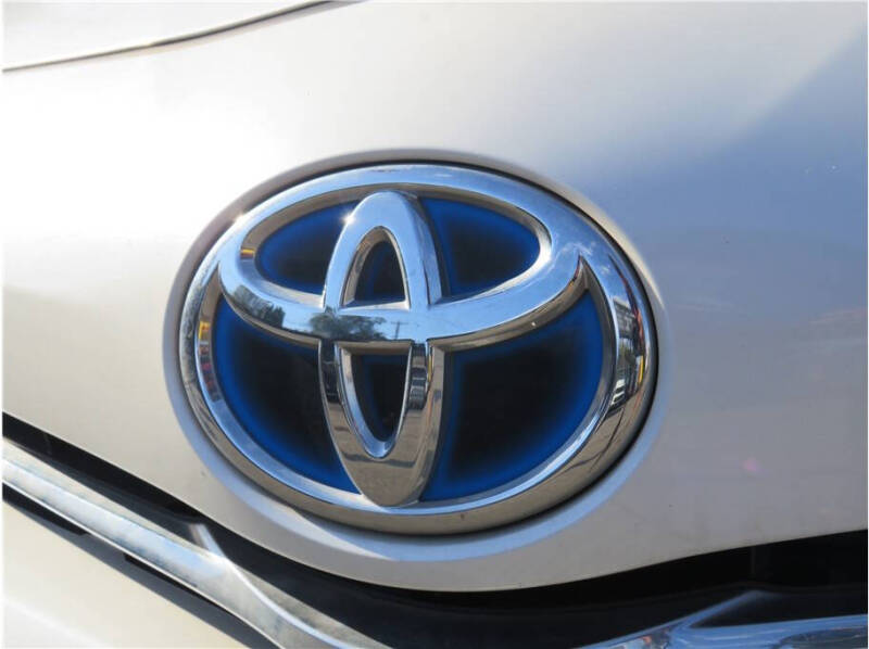 2014 Toyota Prius v