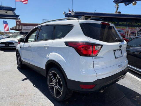 2019 Ford Escape SEL