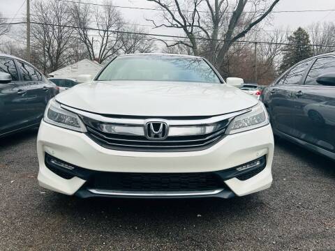 2016 Honda Accord for sale at Tiger Auto Sales in Columbus OH