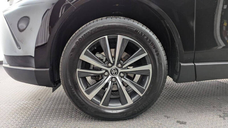 2021 Toyota Venza LE