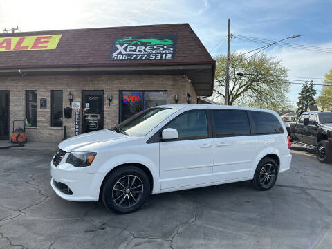 2015 Dodge Grand Caravan for sale at Xpress Auto Sales in Roseville MI