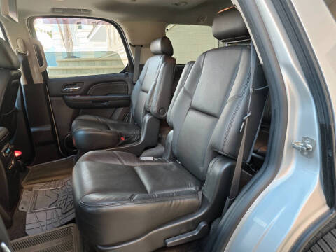 2010 Cadillac Escalade Luxury