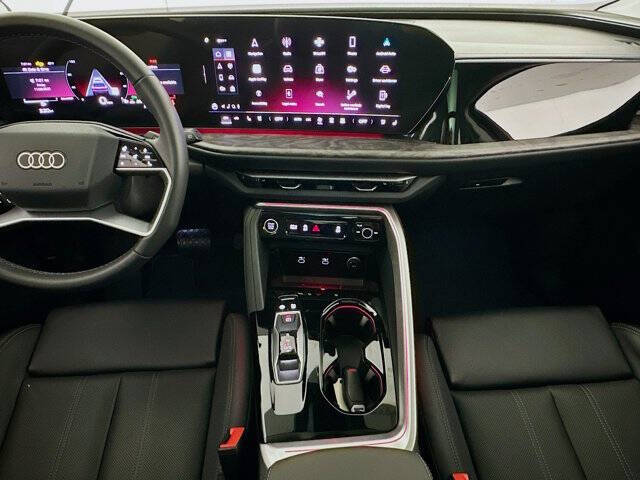 2025 Audi Q5 quattro Premium Plus TFSI