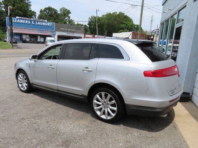 2010 Lincoln MKT