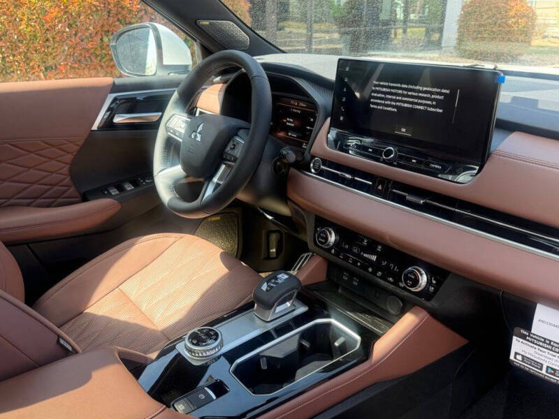 2026 Mitsubishi Outlander SEL