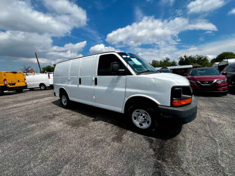 2015 Chevrolet Express for sale at GATEWAY  FINANCE  INC - GATEWAY FINANCE INC in Houston TX