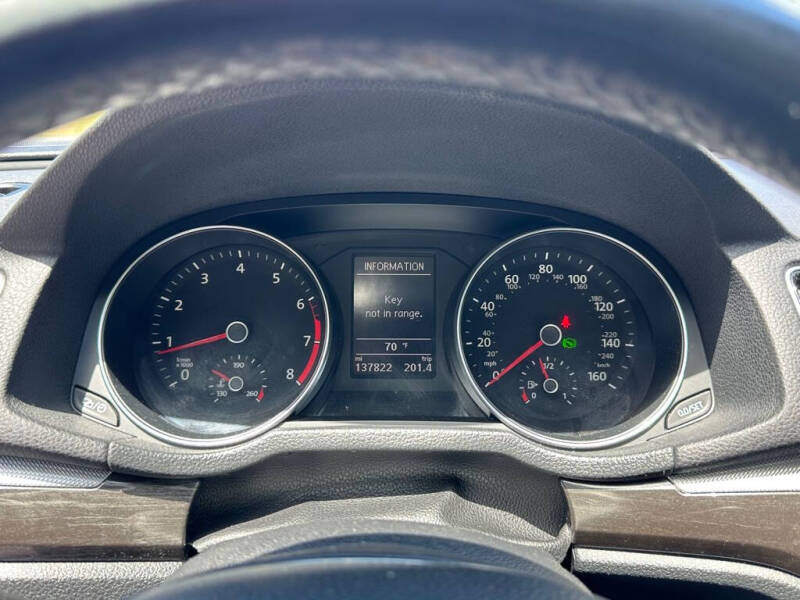 2016 Volkswagen Passat