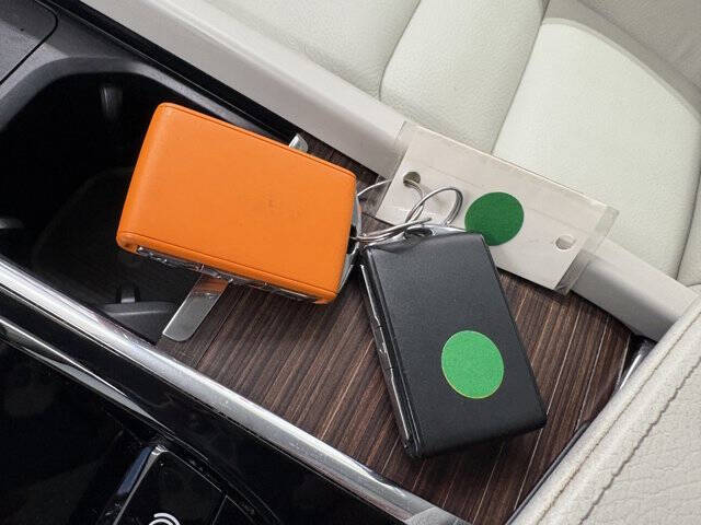 2022 Volvo XC60 B5 Momentum