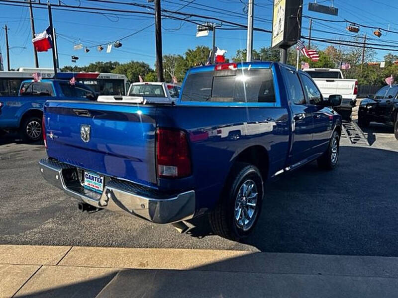 2016 RAM 1500 SLT