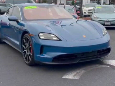 2025 Porsche Taycan 4S