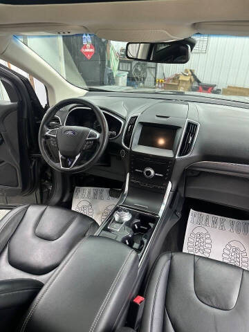 2019 Ford Edge Titanium