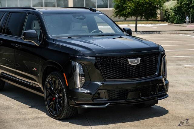 2026 Cadillac Escalade-V ESV