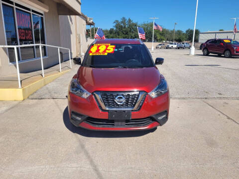 2020 Nissan Kicks SR