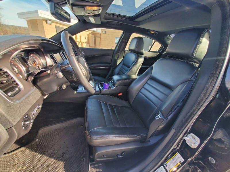 2013 Dodge Charger SXT