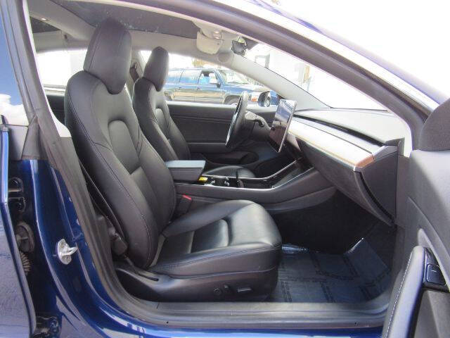 2019 Tesla Model 3 Standard Range Plus