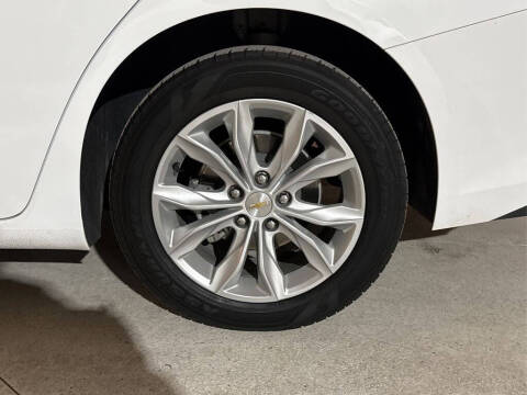 2025 Chevrolet Malibu LT