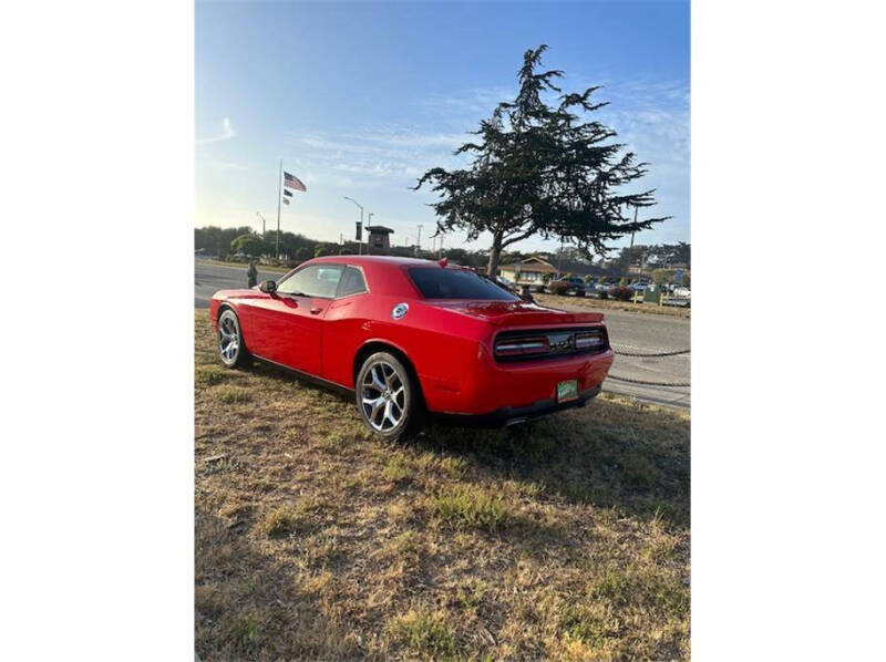 2015 Dodge Challenger SXT Plus