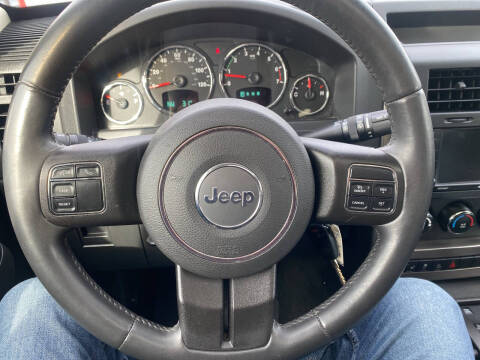 2012 Jeep Liberty Arctic