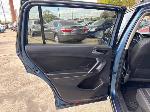 2020 Volkswagen Tiguan SE