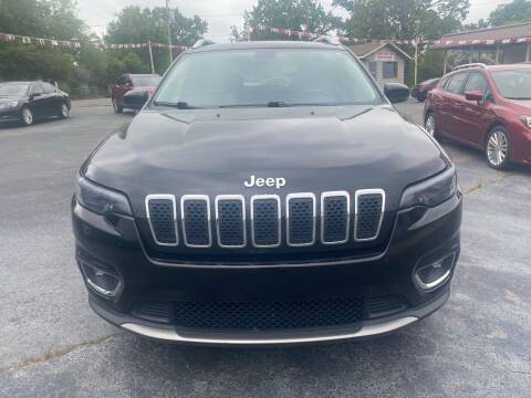 2019 Jeep Cherokee for sale at Howard Johnson's  Auto Mart, Inc. in Hot Springs AR