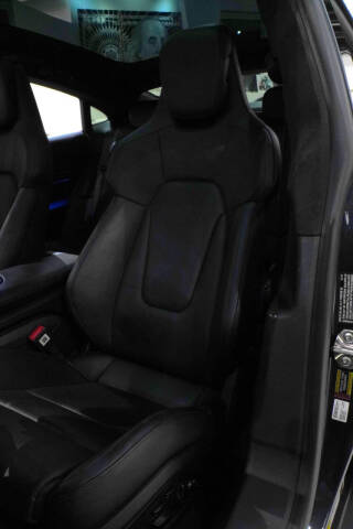 2020 Porsche Taycan Turbo