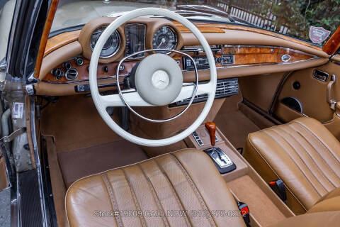 1970 Mercedes-Benz 280-Class