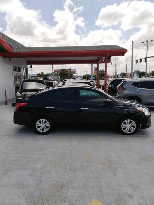 2017 Nissan Versa 1.6 SV
