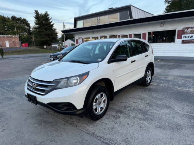 2014 Honda CR-V for sale at Nutfield Petroleum in Londonderry, NH