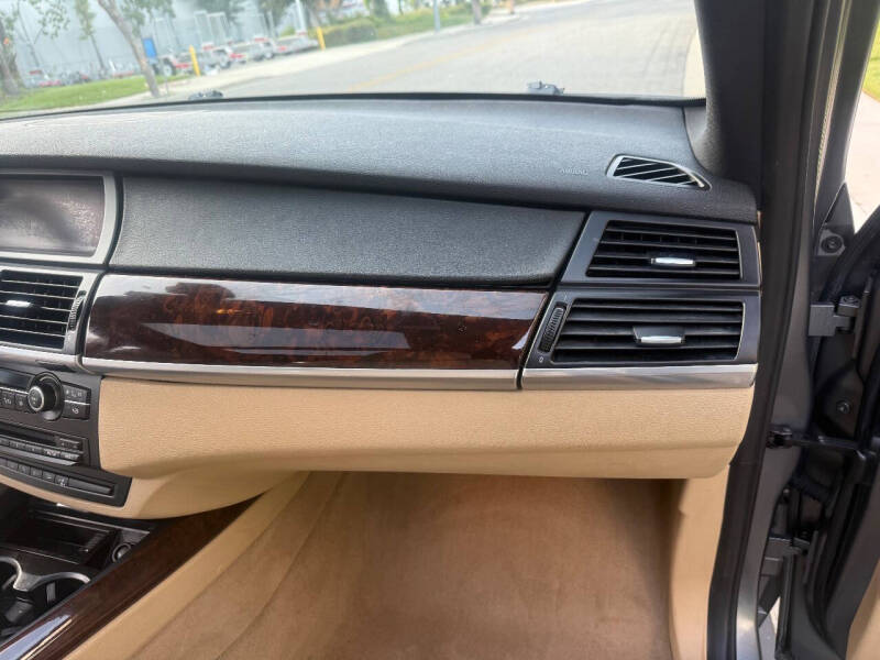 2011 BMW X5 xDrive50i