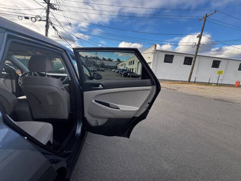 2017 Hyundai Tucson SE