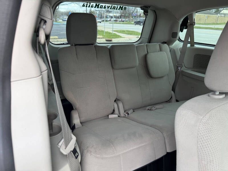 2013 Dodge Grand Caravan American Value Package