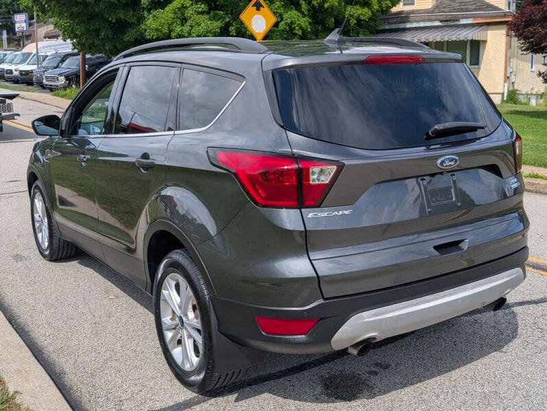 2019 Ford Escape SEL