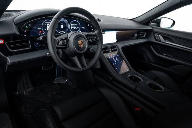 2026 Porsche Taycan 4