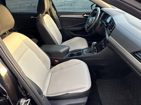 2019 Volkswagen Jetta R-Line