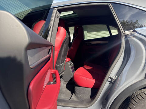 2025 Porsche Macan 4 Electric