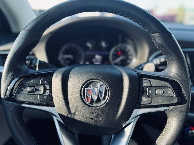 2023 Buick Enclave Essence