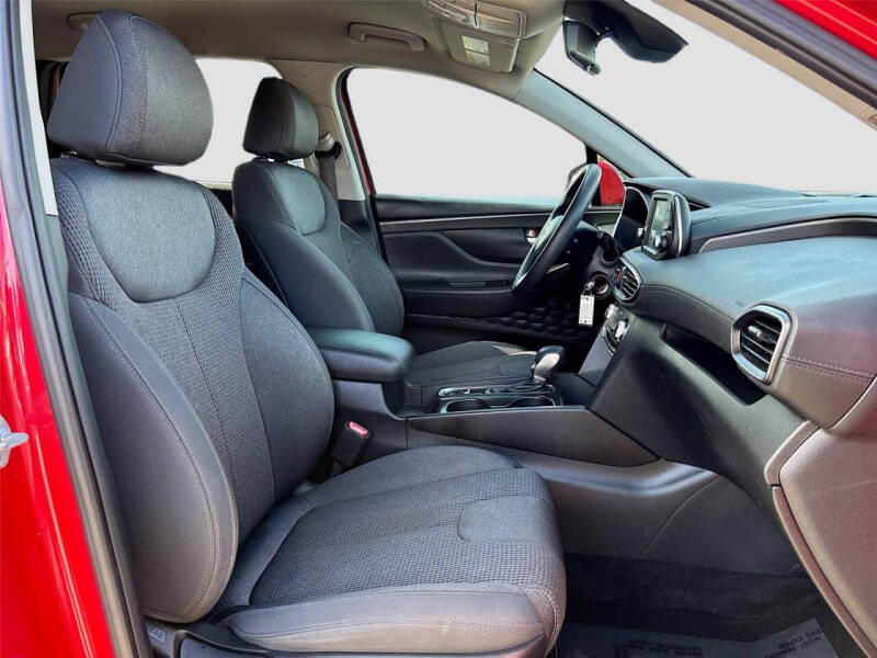 2020 Hyundai Santa Fe SE