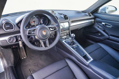 2025 Porsche 718 Cayman S