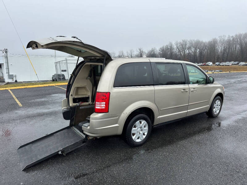 2009 Chrysler Town and Country for sale at MHV Transport in Newburgh NY