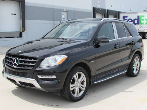 2012 Mercedes-Benz M-Class for sale at R & I Auto in Lake Bluff IL