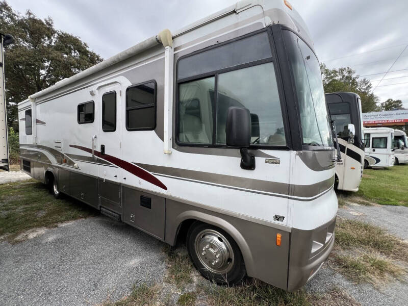 2000 Winnebago Adventurer